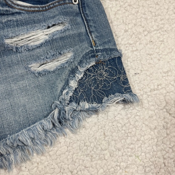 American Eagle Woman's 2 Jean Shorts Tom Girl Shortie Raw Hem Floral Distressed - Picture 2 of 6